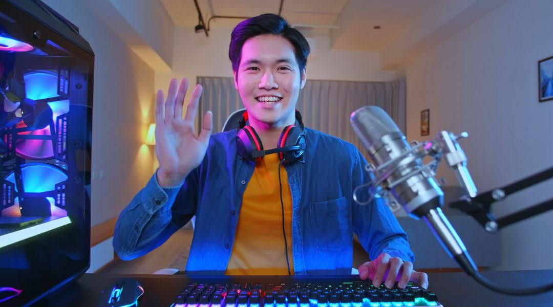 Truyền thông là gì