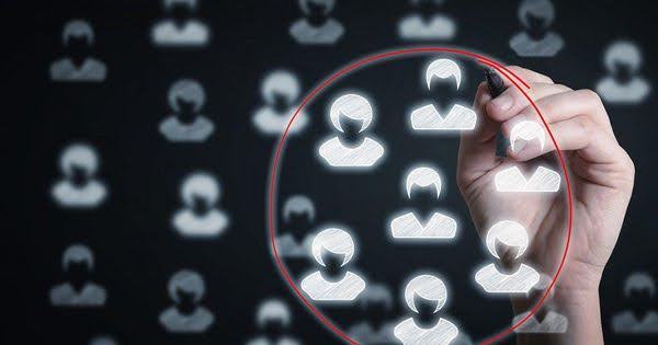 Thị trường ngách là gì Toàn bộ kiến thức cần biết năm 2025-1